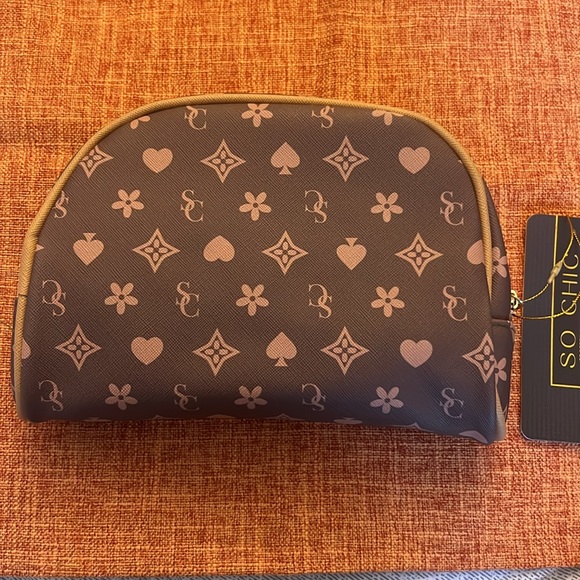 Cosmetic dome bag - Picture 3 of 3